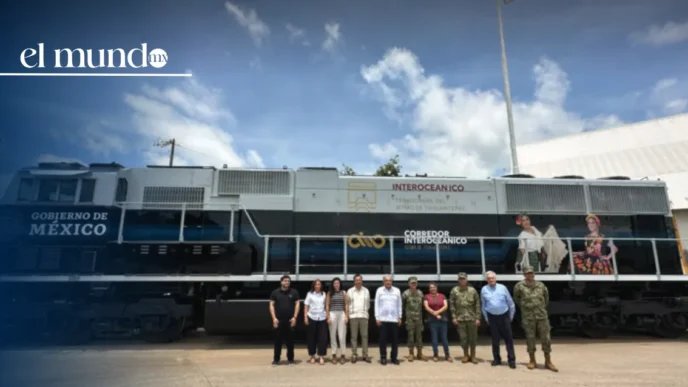 Tren Interoceánico bajo la lupa: el “cargo honorífico” de AMLO y el costo millonario del proyecto