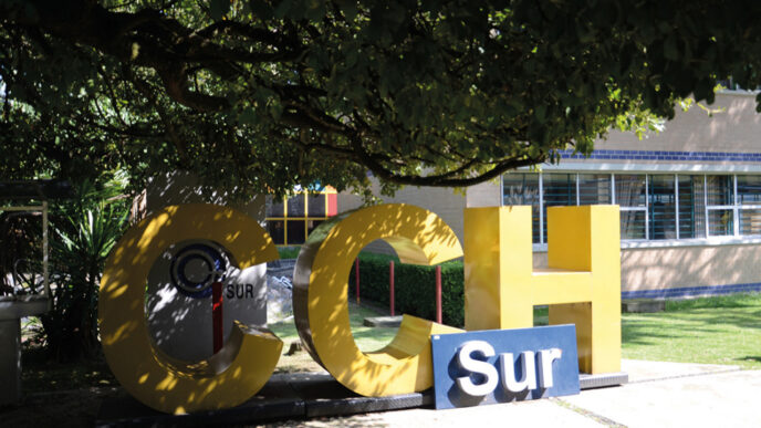 ¿Cuándo regresan a clases presenciales en el CCH Sur?