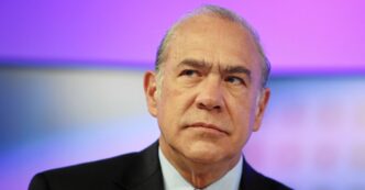 Reforma en México busca regular pensiones de exfuncionarios tras caso José Ángel Gurría
