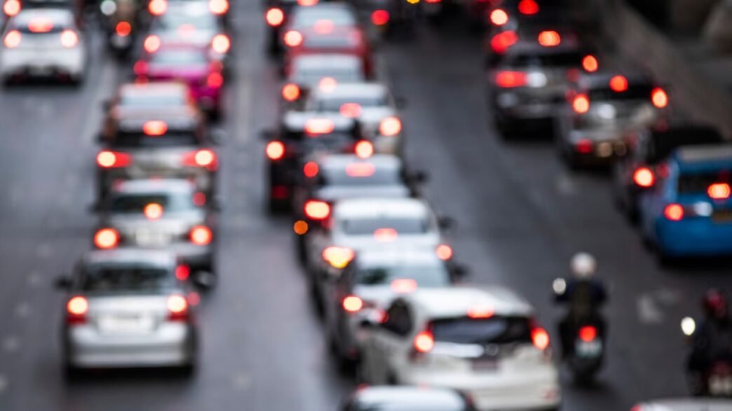 Termina el megapuente con bloqueo en la autopista del Sol